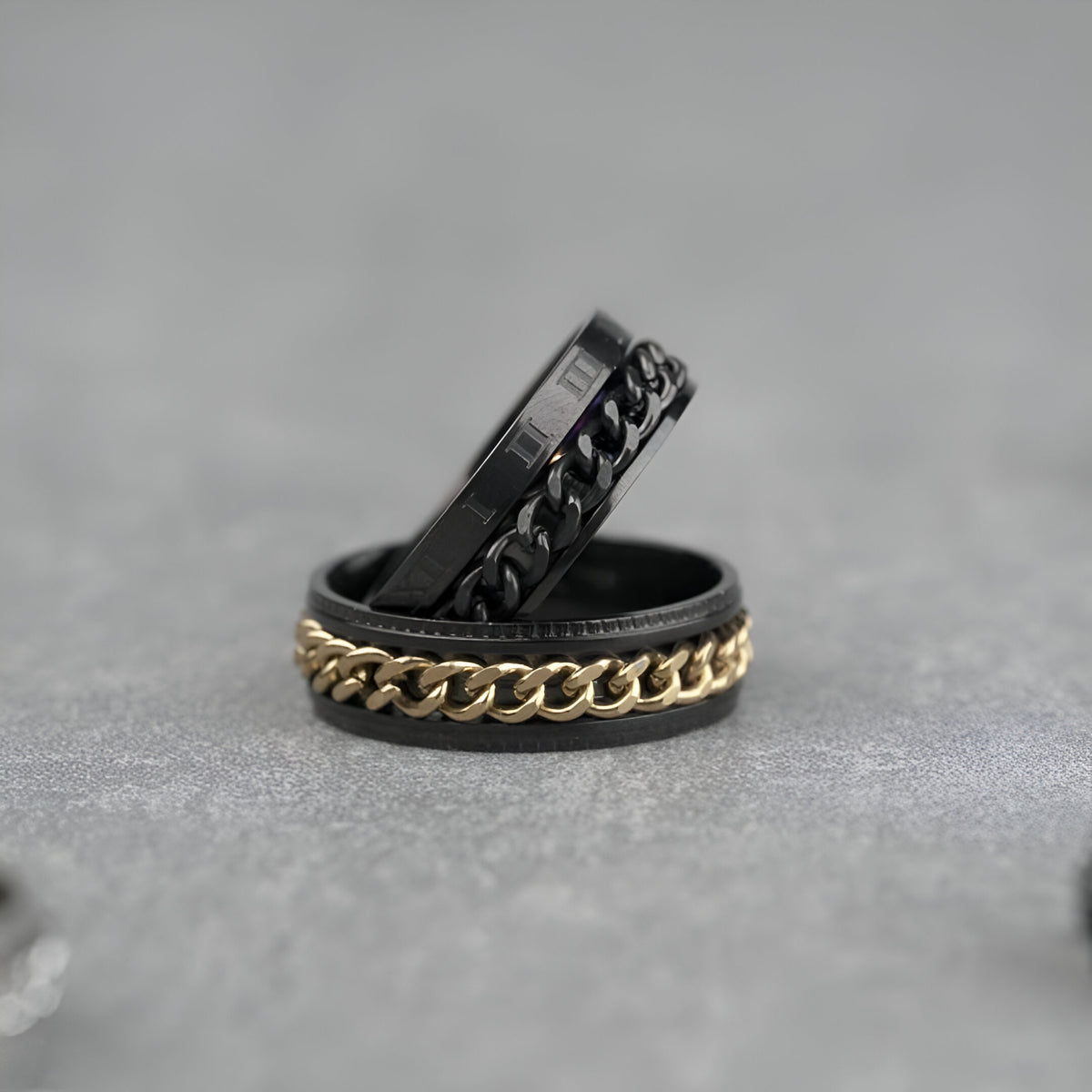 ANELLO CON CATENA GOLDGREYMON - NERO E ORO