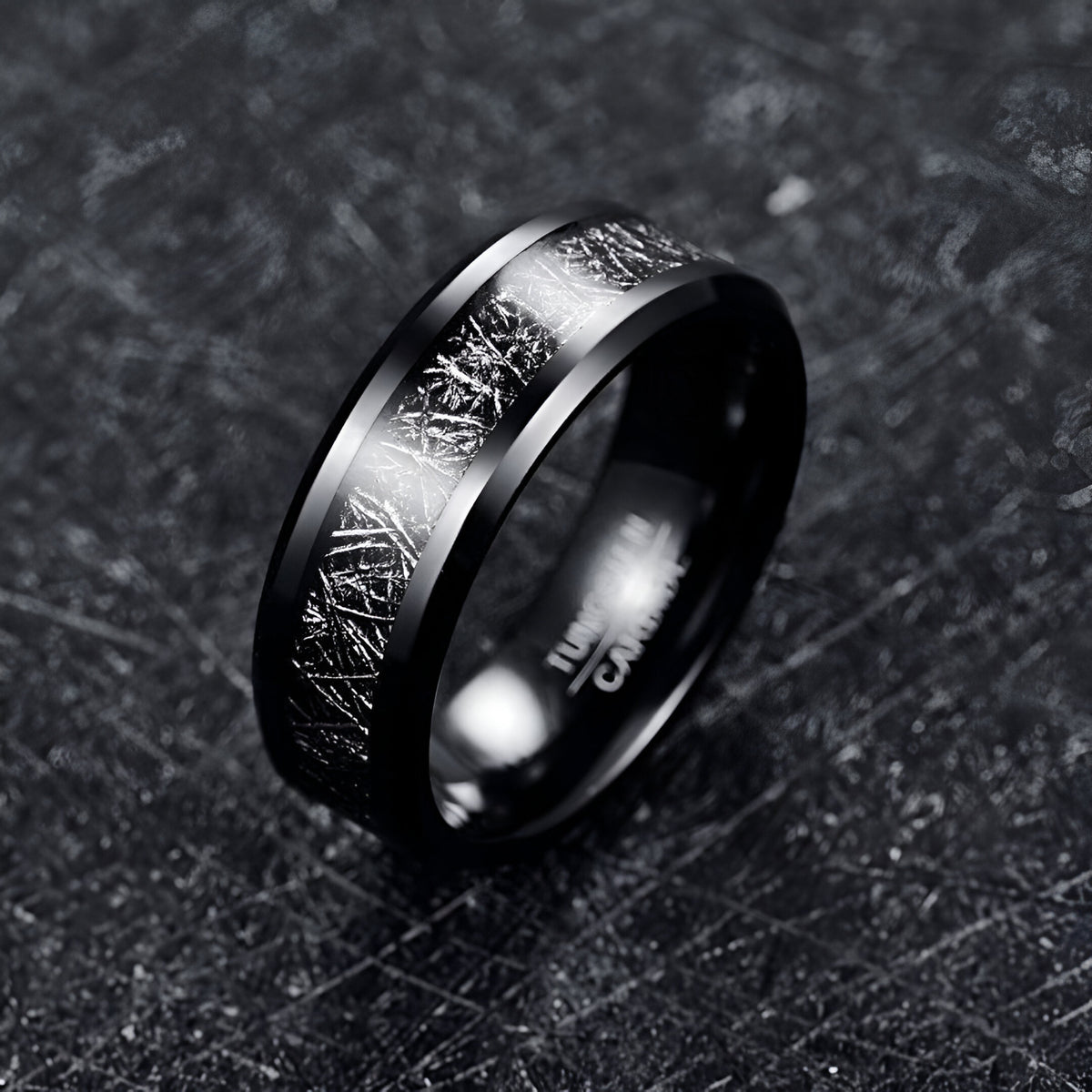 ANELLO DI METEORITE GOLDGREYMON - NERO