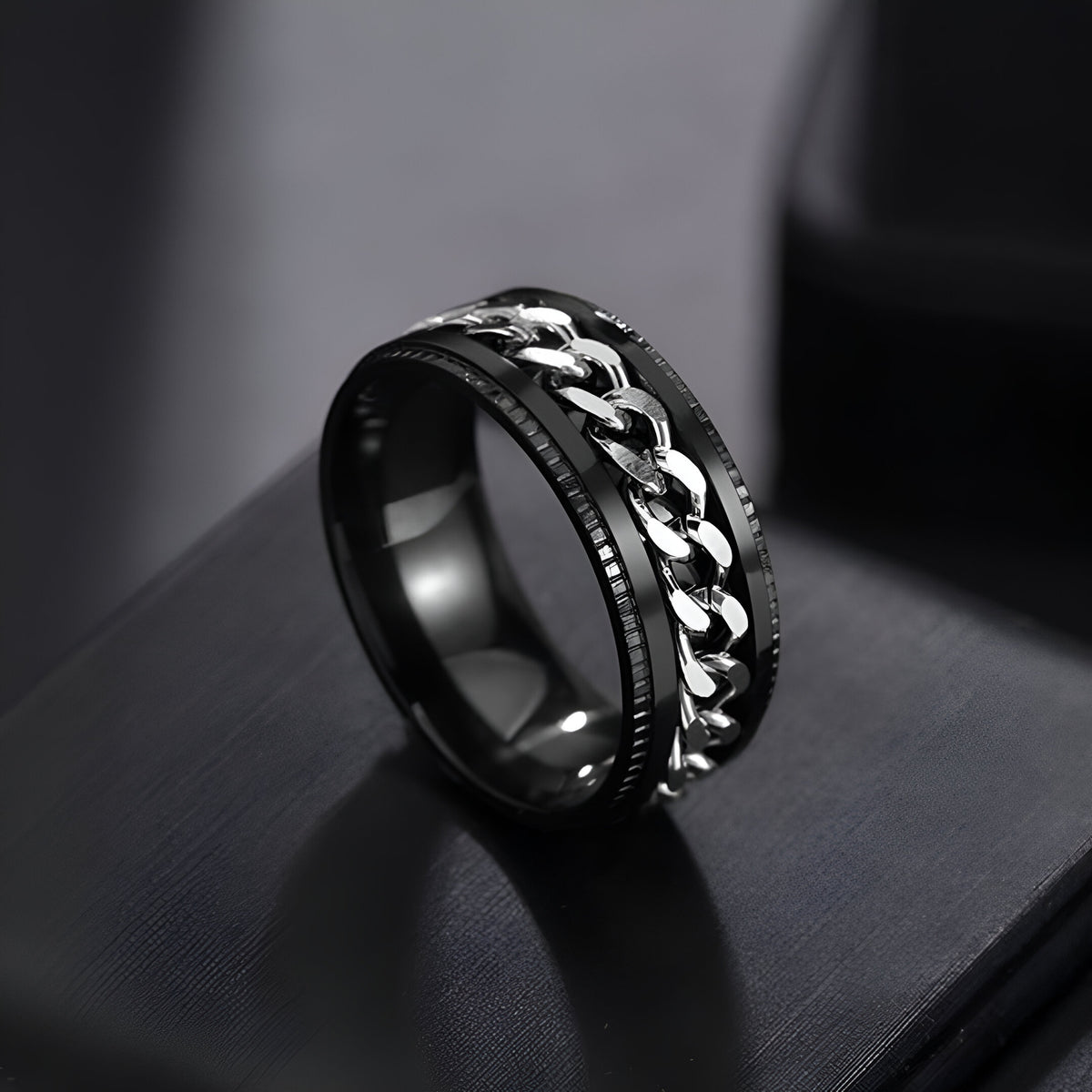 ANELLO CON CATENA GOLDGREYMON - NERO E ARGENTO